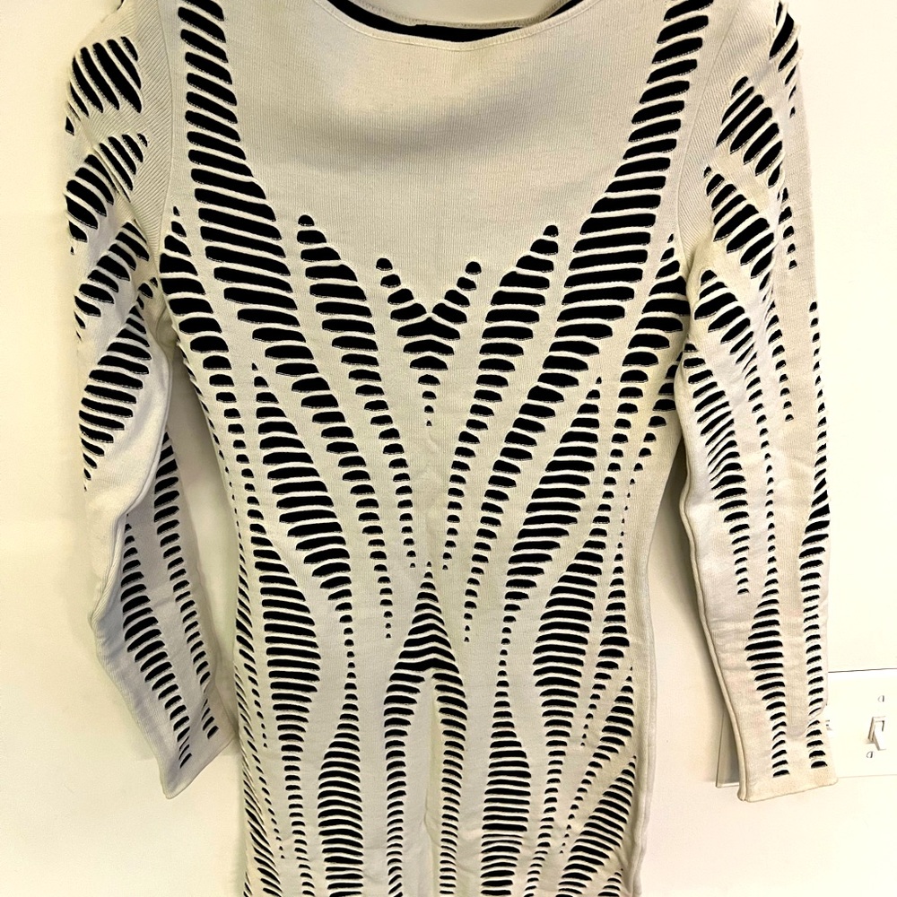RVN white bodycon stretch long sleeved dress, Small